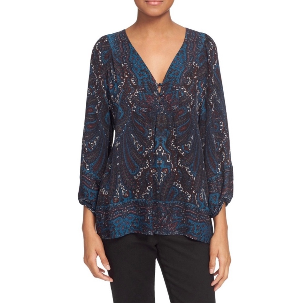 Joie Amatite V-Neck 100%  Silk Paisley Print  Top Blouse Shirt M